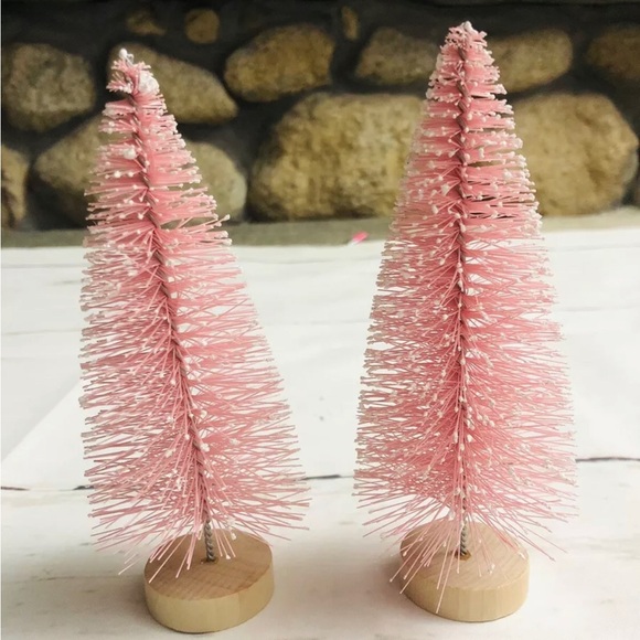 Set of Pink Bottle Brush Trees - Picture 1 of 4